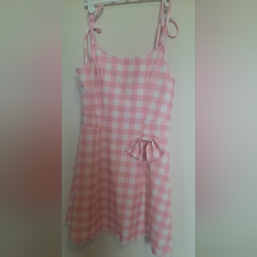 Pink dress with Bow Barbie Style